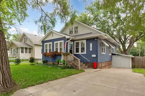 Exterior - 207 9th Ave SW, Faribault, MN 55021 photo 4 of 13