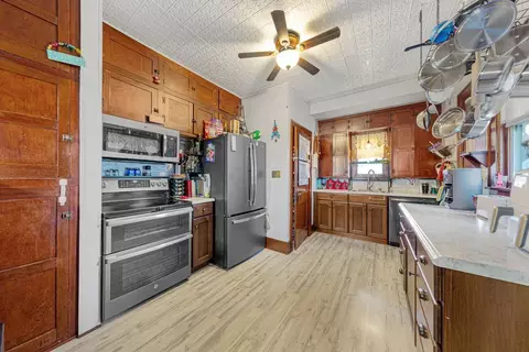 Kitchen - 207 9th Ave SW, Faribault, MN 55021 photo 1 of 3