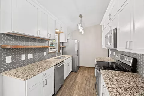 Kitchen - 4357 Garden Trl, Eagan, MN 55123 photo 2 of 3