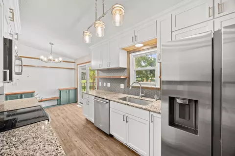 Kitchen - 4357 Garden Trl, Eagan, MN 55123 photo 3 of 3