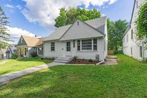 2823 18th Ave N, Minneapolis, MN 55411