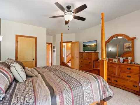 Bedroom - 16460 Park Estates Dr, Brainerd, MN 56401 photo 2 of 9