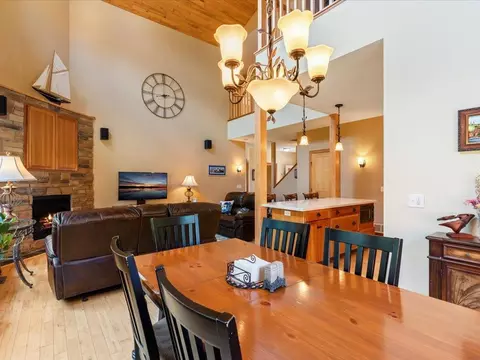 Dining - 16460 Park Estates Dr, Brainerd, MN 56401 photo 2 of 2
