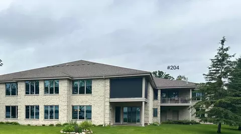 410 W Lake Dr # 204 & GARAGE 202, Detroit Lakes, MN 56501