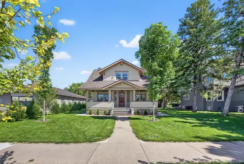 324 2nd St W, Wabasha, MN 55981