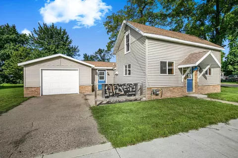 551 1st St N, Dassel, MN 55325