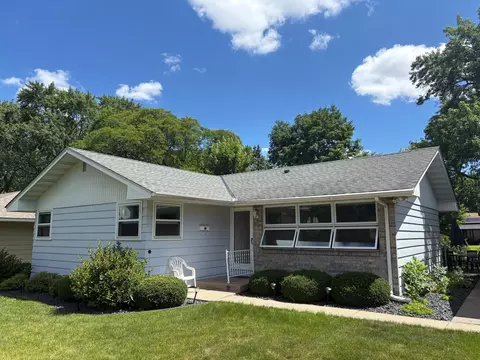 9307 11th Ave S, Bloomington, MN 55420