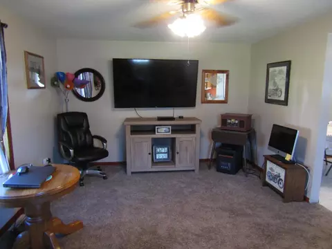 145 N Bordson St, Appleton, MN 56208 photo 10