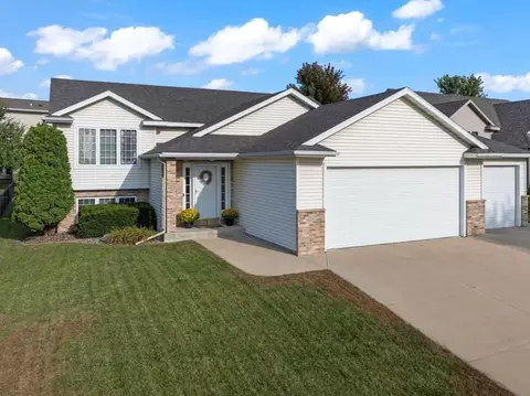 6247 Fairway Dr NW, Rochester, MN 55901