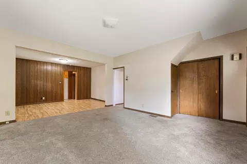 808 S 5th St, Saint Peter, MN 56082 photo 6