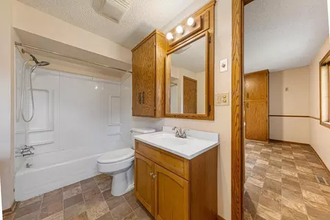 808 S 5th St, Saint Peter, MN 56082 photo 13