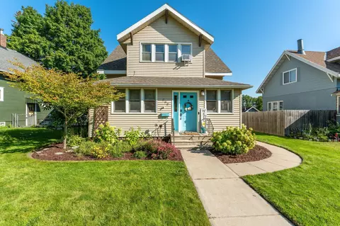 305 E Alcott Ave, Fergus Falls, MN 56537