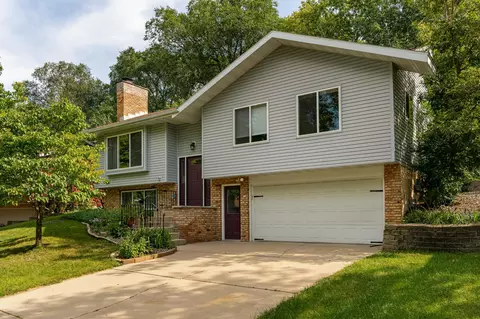 2522 Northern Hills Ct NE, Rochester, MN 55906