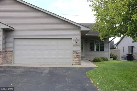 412 Riverview Ave SE, Pine City, MN 55063