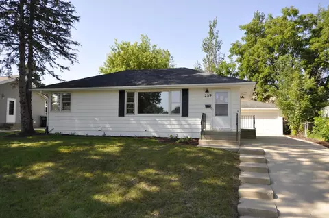 2519 19th Ave NW, Rochester, MN 55901