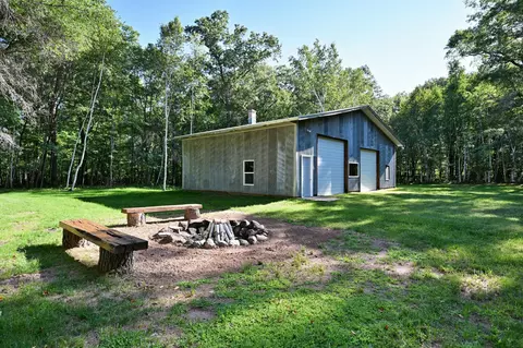 n6294 County Line Road, Evergreen Twp, WI 54801