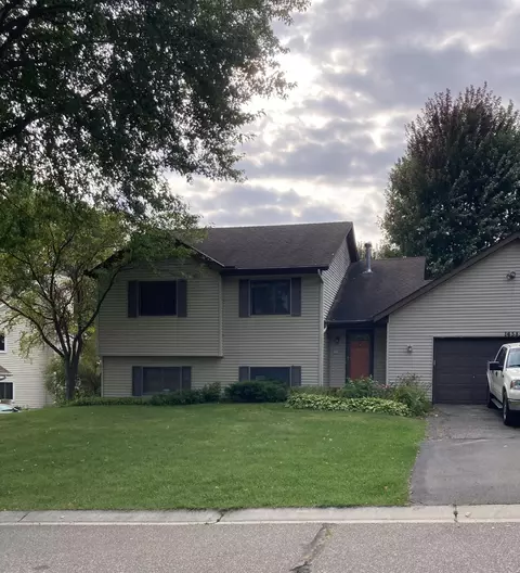 16585 Havelock Way, Lakeville, MN 55044