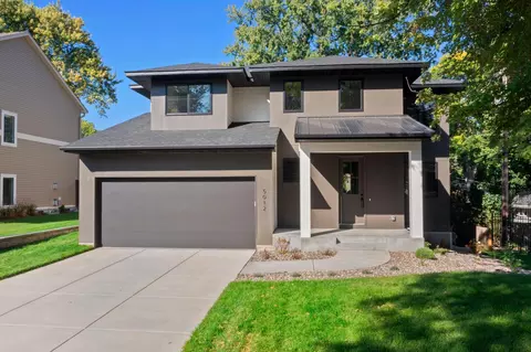 5012 Hankerson Ave, Edina, MN 55436