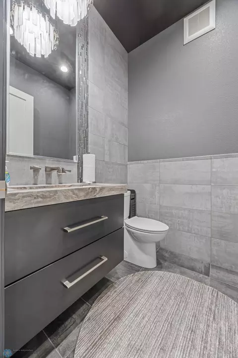 Bath - 4355 66th St S, Fargo, ND 58104 photo 3 of 8