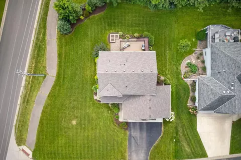 702 Marsh Ct, Eagan, MN 55123 photo 40
