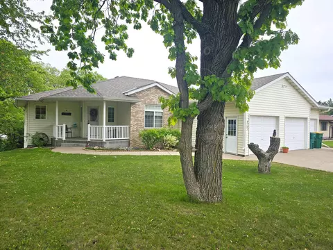 8785 Ilex Pl NW, Rice, MN 56367