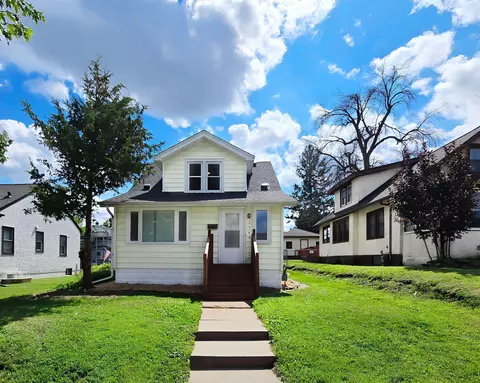 1764 Bush Ave, Saint Paul, MN 55106