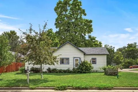 1643 Ludgate St, Chippewa Falls, WI 54729
