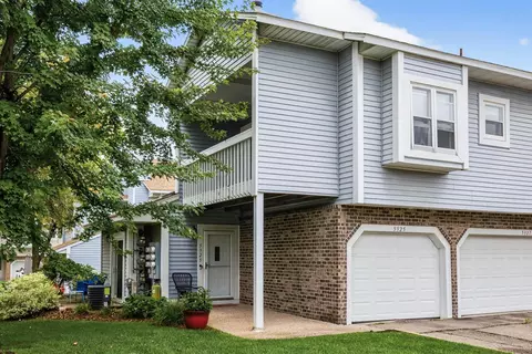 5325 Highpointe Ter, Bloomington, MN 55437