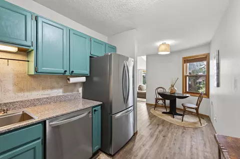 5325 Highpointe Ter, Bloomington, MN 55437 photo 14