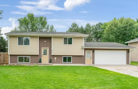 3662 225th Ln NW, Saint Francis, MN 55070