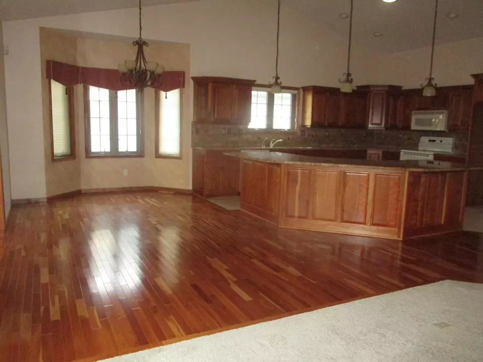 Living - 219 Ashley Ln, Alexandria, MN 56308 photo 3 of 7