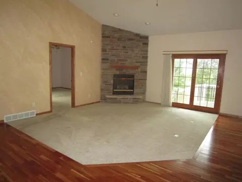 Living - 219 Ashley Ln, Alexandria, MN 56308 photo 1 of 7