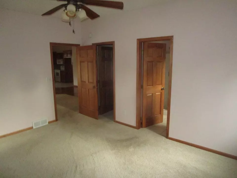 Living - 219 Ashley Ln, Alexandria, MN 56308 photo 4 of 7