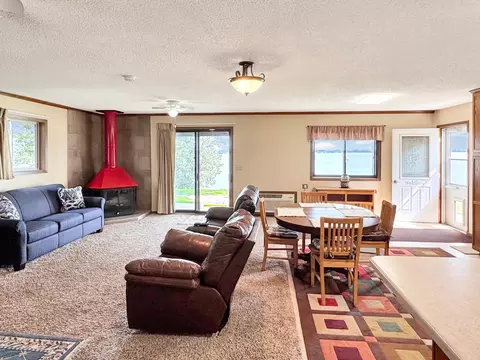 Living - 712 S Lake Hendricks Dr, White, SD 57276 photo 3 of 3