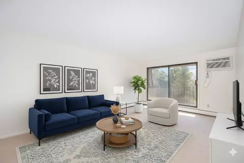 3421 Kent St #603, Shoreview, MN 55126