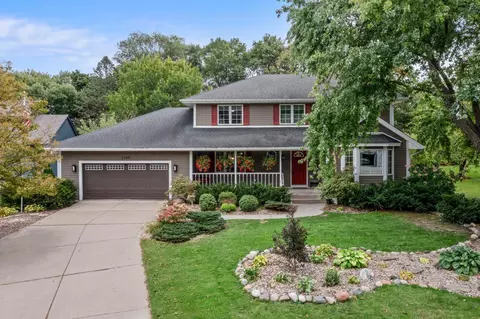 2360 Apache Ct, Mendota Heights, MN 55120