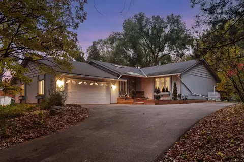 7011 Valley View Rd, Edina, MN 55439