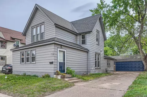 1907 University Ave NE, Minneapolis, MN 55418