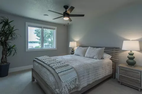 Bedroom - 13230 Timberlane Dr, Baxter, MN 56425 photo 4 of 10