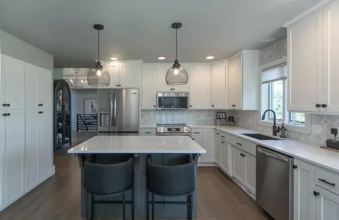 Kitchen - 13230 Timberlane Dr, Baxter, MN 56425 photo 2 of 8