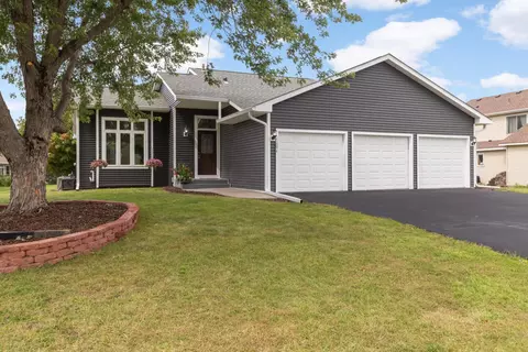 17094 Georgetown Way, Rosemount, MN 55068