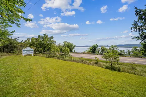 8 54 Ac State Highway 35, Stockholm, WI 54769