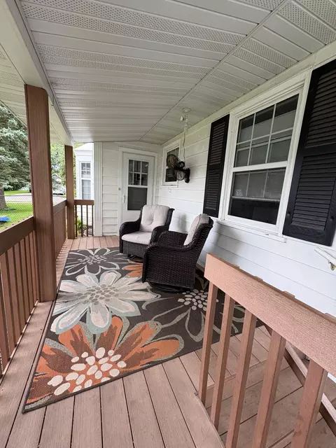 Exterior - 205 5th St SW, Plainview, MN 55964 photo 7 of 10