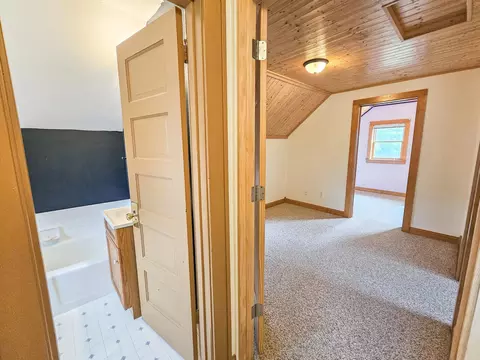 Entry Way - 41 4th St, Echo, MN 56237 photo 1 of 1