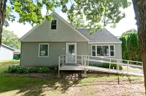 1221 Ruby Ave, Rice Lake, WI 54868