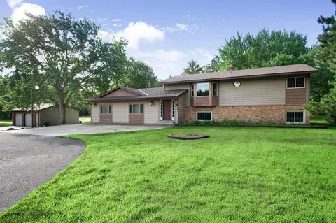 4070 204th Ln NW, Oak Grove, MN 55303