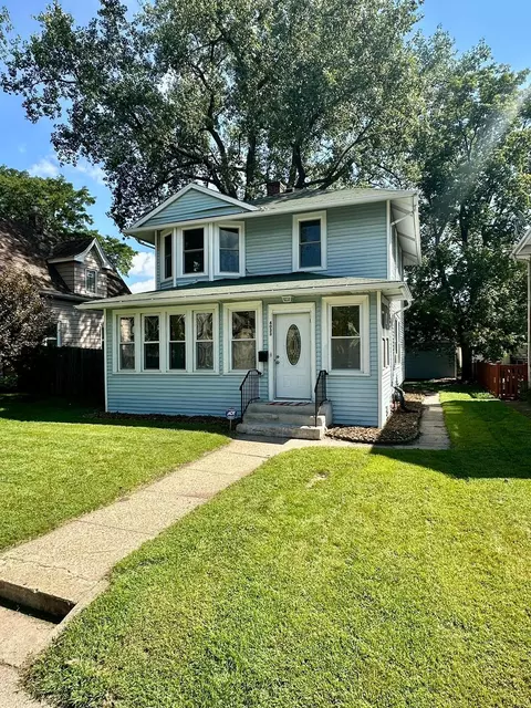 4033 Chicago Ave, Minneapolis, MN 55407