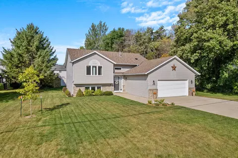 1880 Kenyon Rd, Owatonna, MN 55060