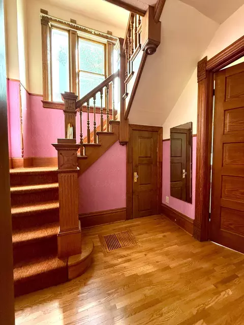 Entry Way - 803 N Broadway Ave, Le Roy, MN 55951 photo 1 of 5