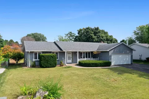 10433 Utah Rd, Bloomington, MN 55438